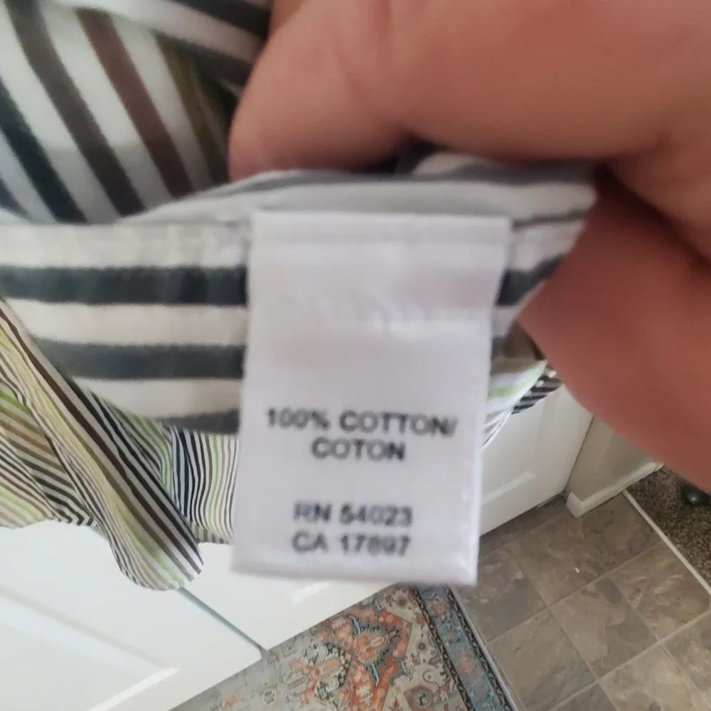 BANANA REPUBLIC MENS STRIPE BUSINESS SUIT OFFICE SHIRT. XL 17 17.5 NECK.
